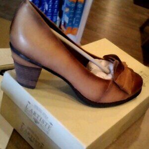 L'ARTISTE Nella Taupe